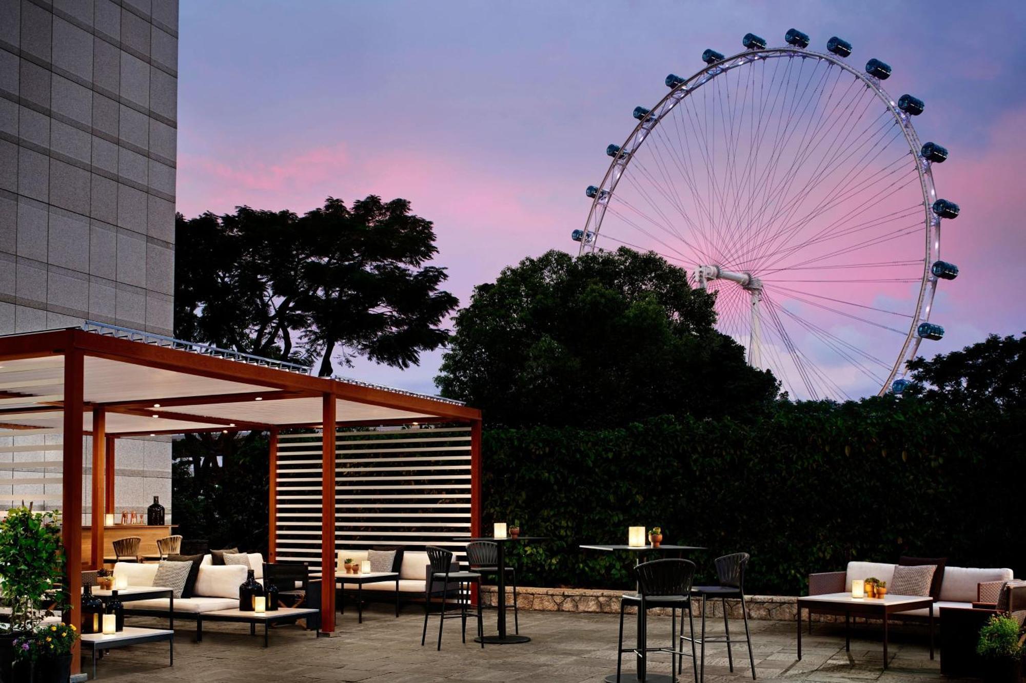 The Ritz-carlton, Millenia Hotel Singapura